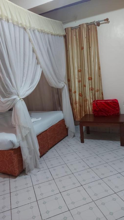 Viewers Park Hotel Найваша Экстерьер фото