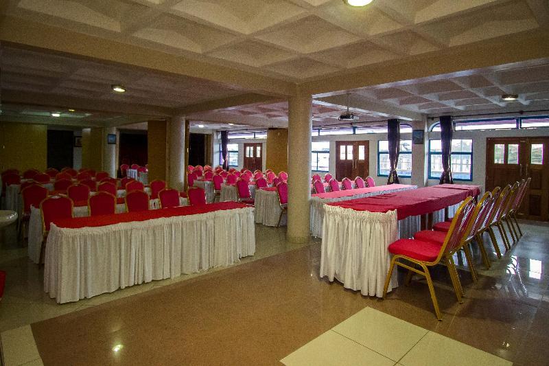 Viewers Park Hotel Найваша Экстерьер фото